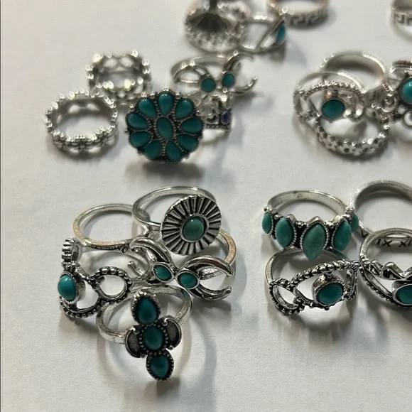 5 RANDOM RINGS - random sizes - all new - Picture 3 of 8